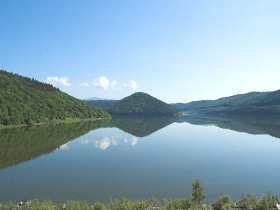 cazare la baraj zetea, turism